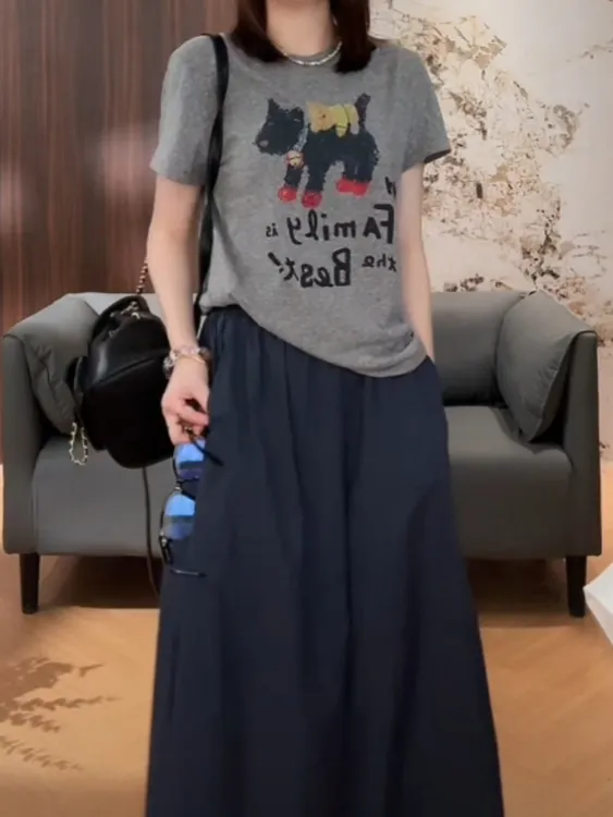 韩版设计感圆领短袖T恤时尚百搭显瘦减龄休闲洋气半身裙套装