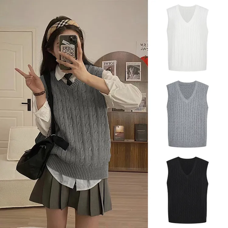 Moses Queen/魔西女王美式复古V领针织马甲背心女小个子麻花毛衣