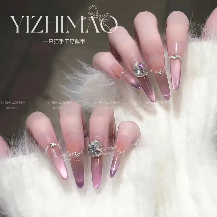 【奶雾蔷薇】长款穿戴甲贵气显白冰透猫眼高级感手工美甲贴片