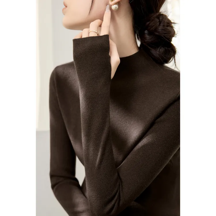 高级感气质深棕色半高领长袖针织衫女冬季修身显瘦打底衫保暖毛衣