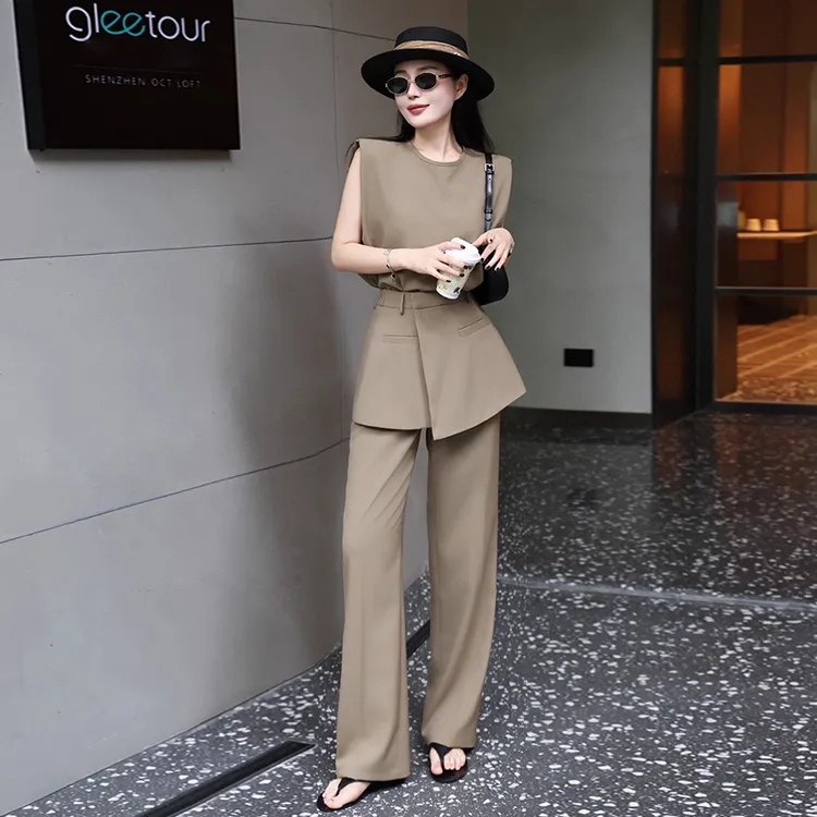 设计感时尚套装2025夏季新款无袖西装马甲遮肉显瘦阔腿裤两件套