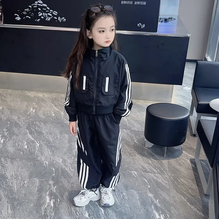 女童春秋季新款休闲风拉链运动套装秋季韩版中大童韩系可爱两件套