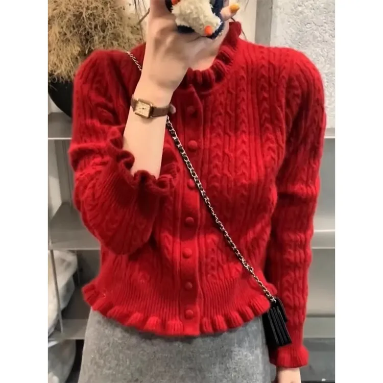 韩系温柔风木耳边针织开衫2026年秋冬新款毛衣气质显瘦减龄上衣女