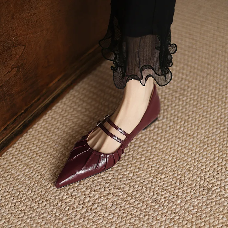 2CM酒红色时尚软底舒适真皮单鞋淑女风百搭尖头平底一字带小皮鞋