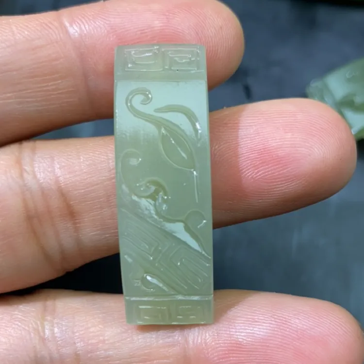 和田玉青水兽面手牌男女精美同款39*13*8mm