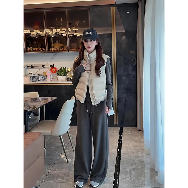 小个子显瘦休闲立领马甲女2025年秋冬新款白鸭绒轻薄保暖外套女