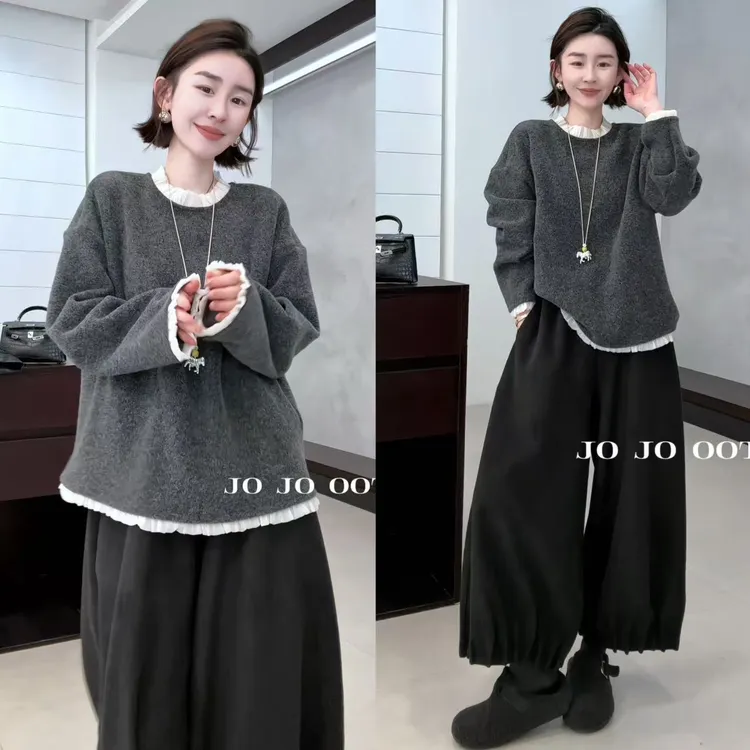 玖了个玖 2025冬款 极简百搭蕾丝撞色拼接花灰色上衣 2512C8662