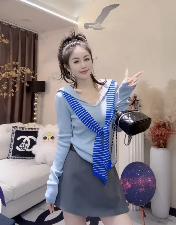 L.X~海军领撞色披肩针织长袖T恤女修身百搭假两件别致上衣6818