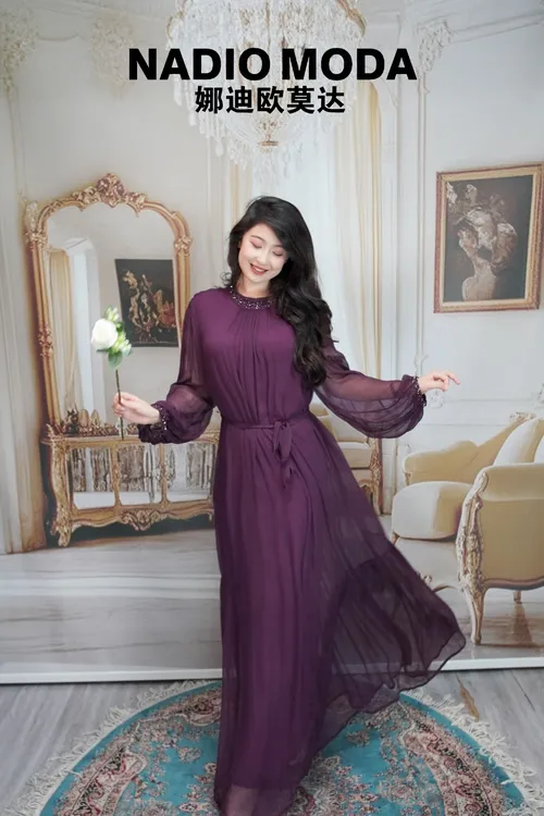 NADIO MODA2025秋季新款宽松型圆领秋季均码真丝连衣裙