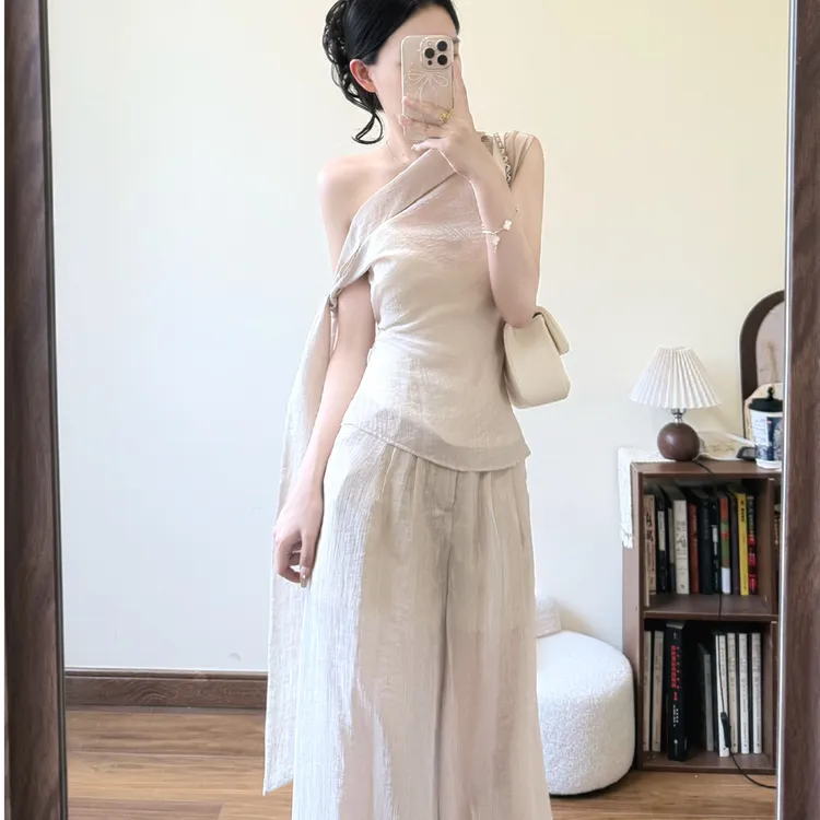 2025夏季新款时尚套装气质显瘦洋气休闲百搭性感辣妹外穿两件套女