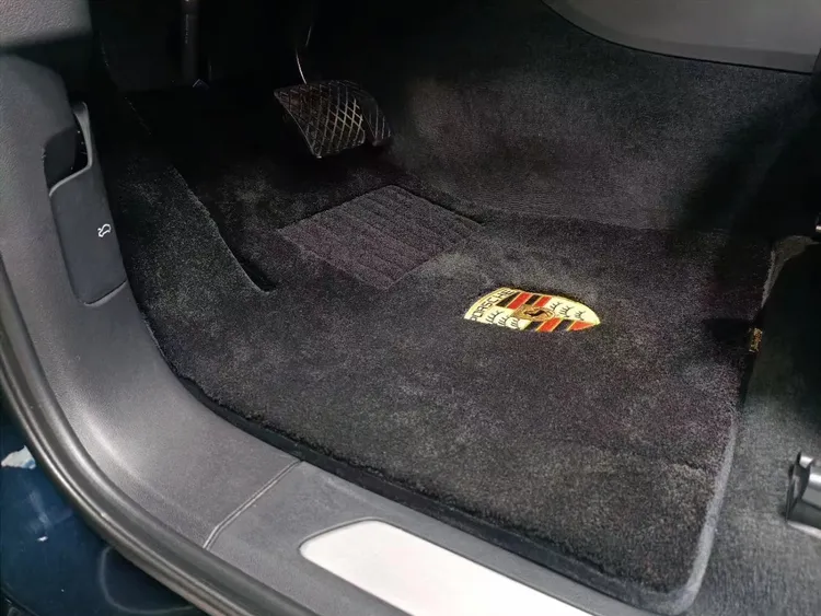 新款保时捷卡宴专用羊毛脚垫，纯羊毛脚垫，高端脚垫定制