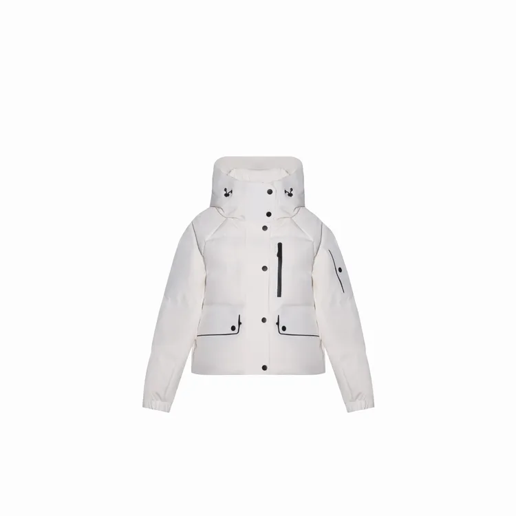 TFK新款女短款连帽时尚气质保暖羽绒服29713