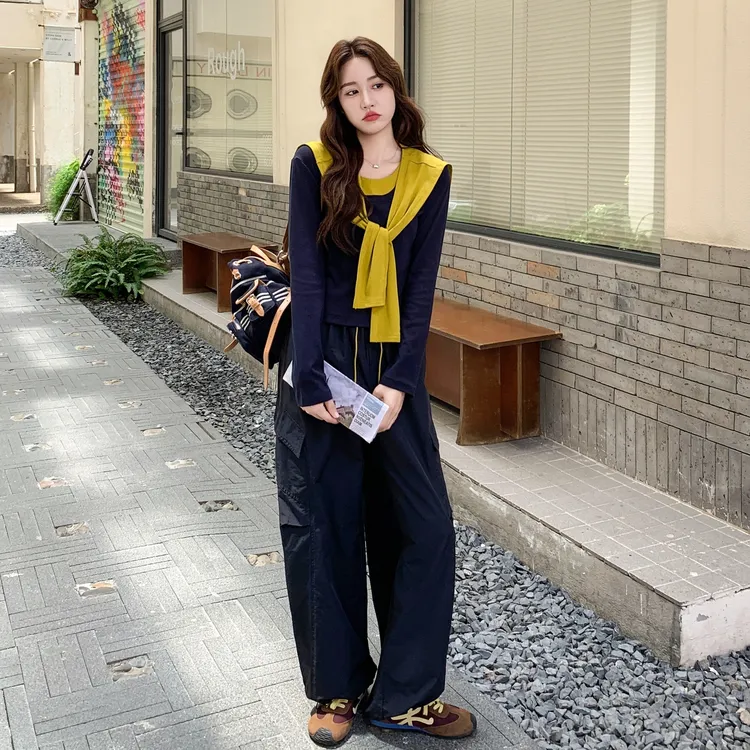 通勤风甜酷减龄百搭套装女秋季新款时尚显瘦披肩上衣工装裤两件套