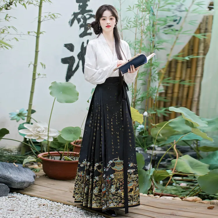 原创新中式国潮提花斜襟改良汉服一片式重工妆花织金马面裙兰亭序