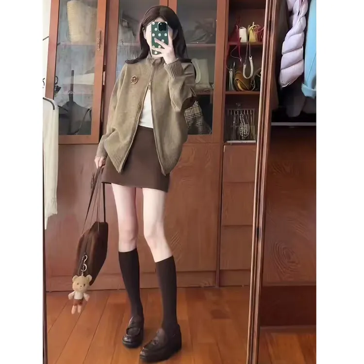 2025年冬季时尚休闲慵懒风套装法式修身针织开衫高腰半身裙两件套