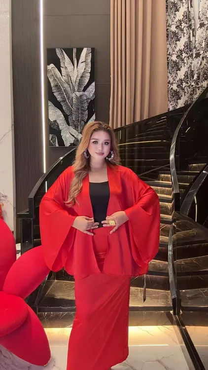 休闲风婚庆时尚套装抹胸吊带网红衬衣春夏时尚休闲