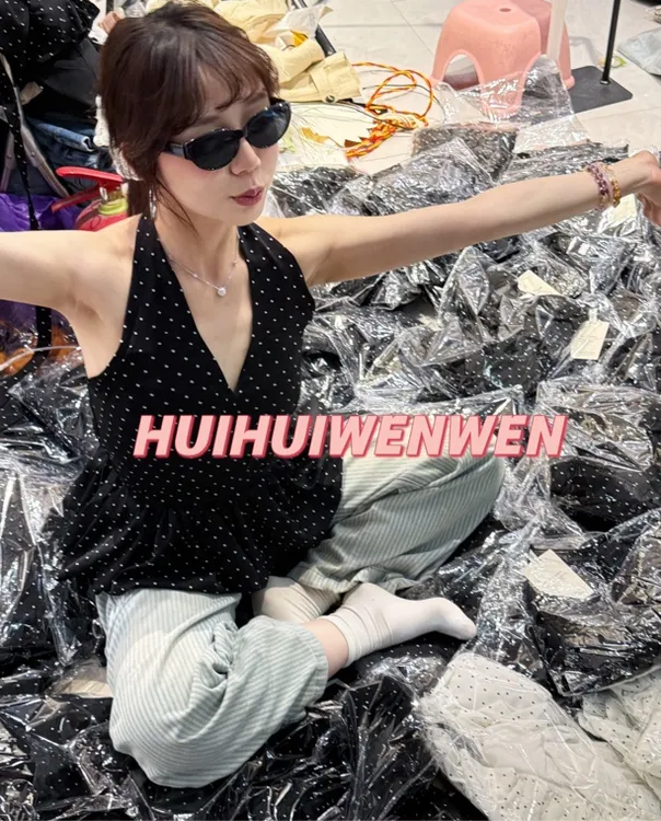 韩系甜美挂脖绑带设计收腰显瘦带胸垫吊带上衣