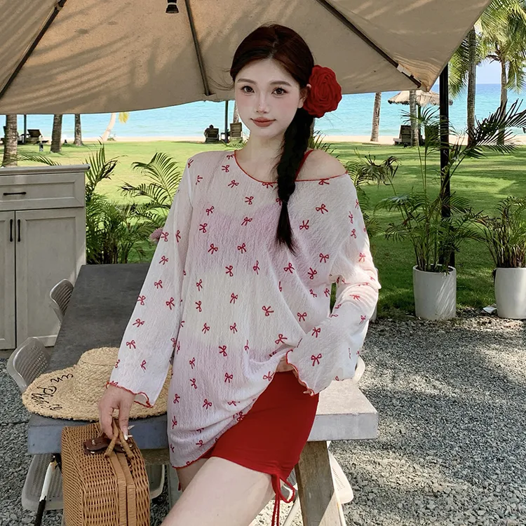 少女绝美显白长袖防晒分体泳衣女海边度假保守遮肉显瘦大码高级感