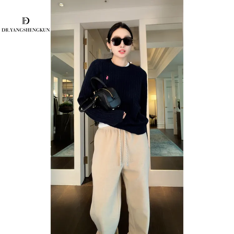 杨圣坤2025冬季新品100%山羊绒小马刺绣绞花长袖针织衫S82510318