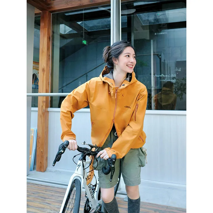 KSKM橙色冲锋衣外套女2025春秋新款户外超好看防风防水徒步登山服