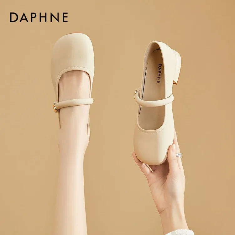 达芙妮玛丽珍鞋女鞋2025夏季爆款新款时尚优雅方跟一字扣低跟鞋