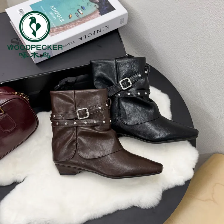 啄木鸟小方头短靴女2025秋冬新款短筒靴裤管靴瘦瘦靴西部靴马丁靴