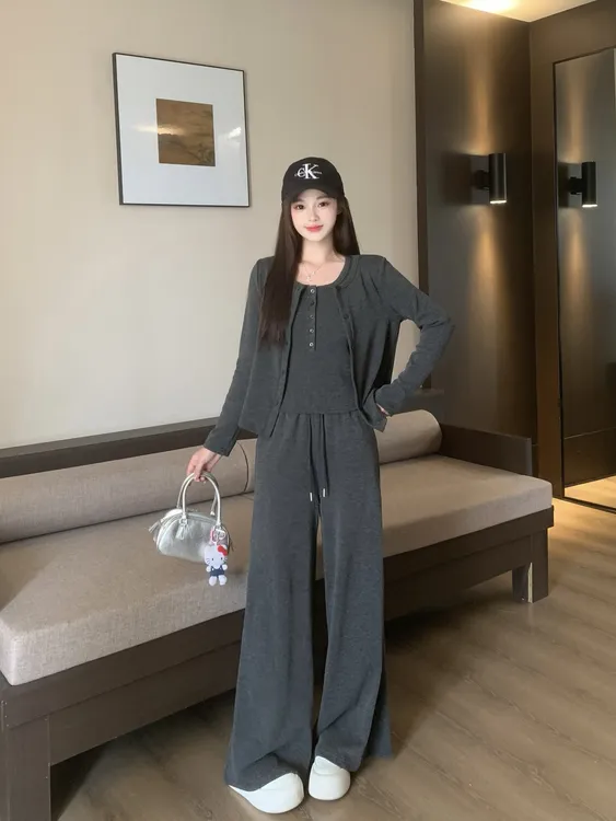 大码女装春季新款韩版休闲慵懒风套装微胖mm流行爆款三件套80319