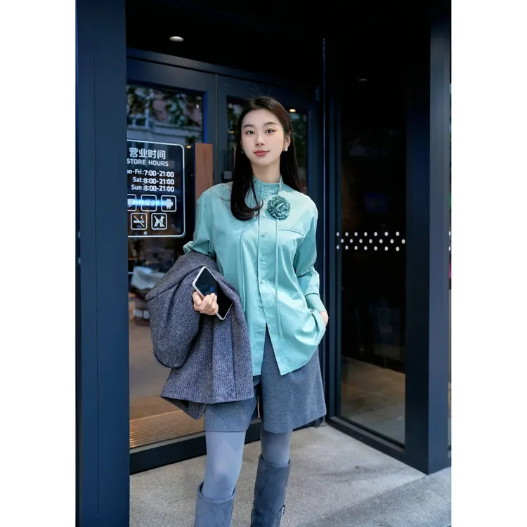 GIRDEAR/哥弟「岸芷丁兰」春夏爆款气质百搭附装饰花条纹衬衫130050