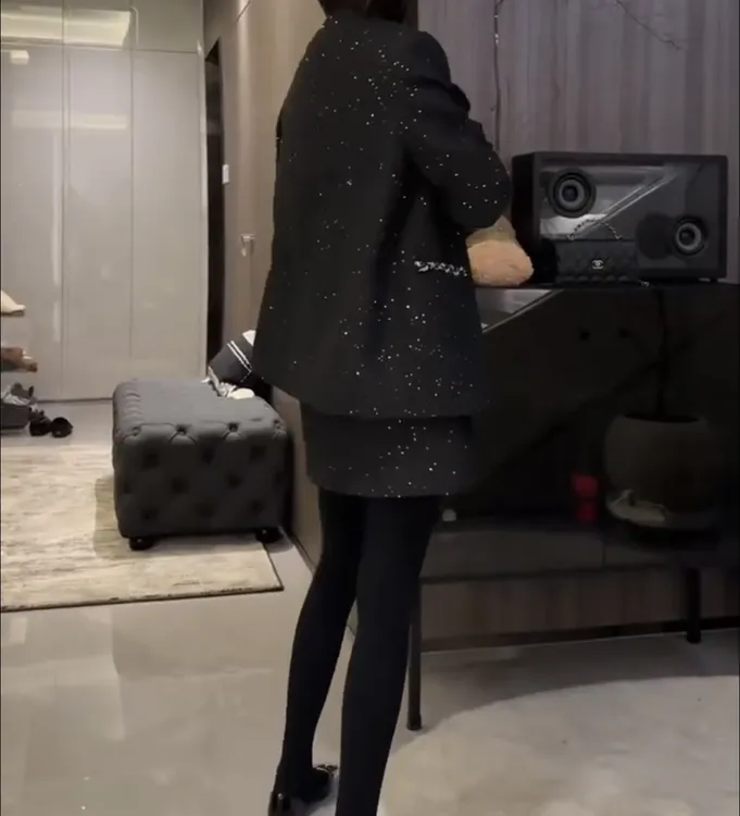 新款气质时尚百搭洋气职业女装