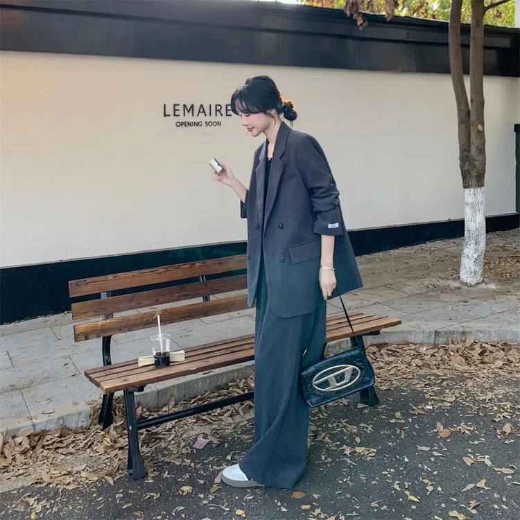 超火流行灰色西装套装裤女春秋2025新款通勤气质ootd韩系又a又飒
