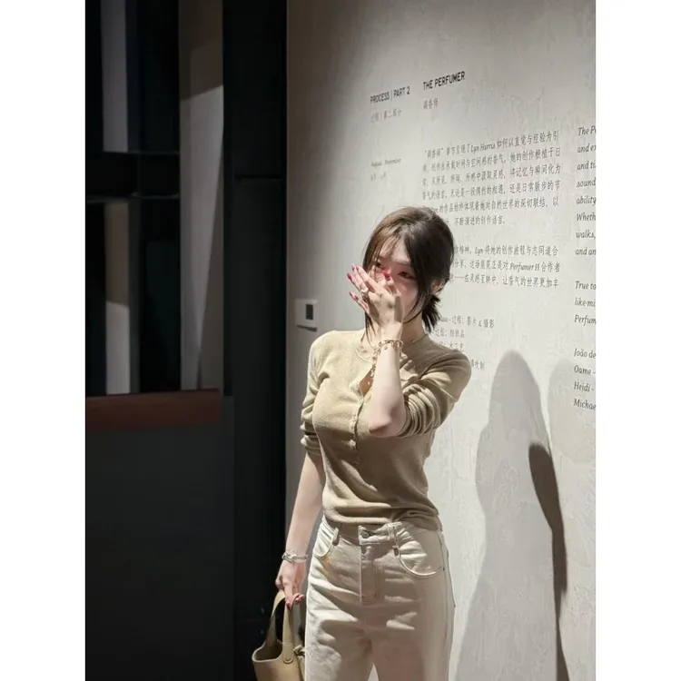 2026秋季新款老钱风高级感v领针织复古半开领长袖t恤上衣休闲裤