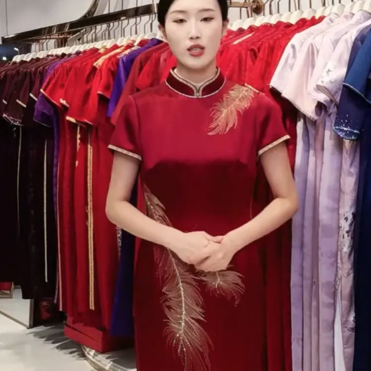 17376/68676刺绣爆款红色中式改良版高贵婚庆礼服婚礼旗袍新中式