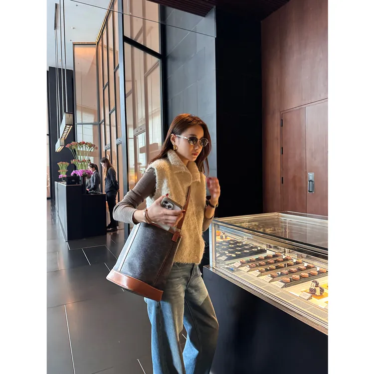 KEEP KAPU靠谱【名媛茶话会】高质感羊毛混纺圈圈纱马甲KP253174