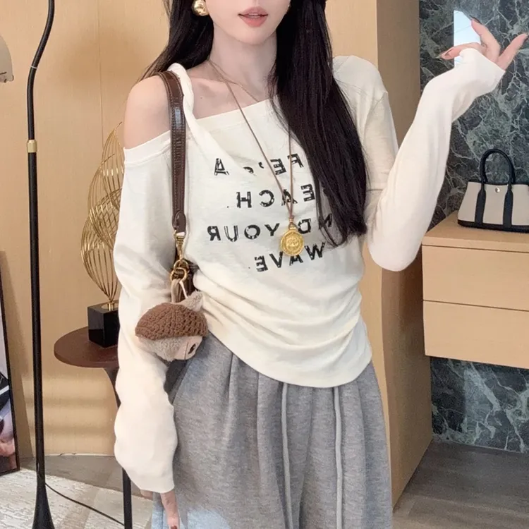 美式斜肩露肩长袖t恤女2025春秋新款时尚内搭修身显瘦打底衫上衣