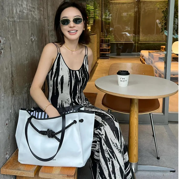 复古扎染吊带连衣裙女装夏季2025新款气质性感宽松显瘦中长款裙子