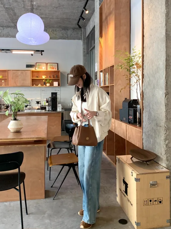 2025秋季新款韩系高级感时尚长袖外套女装高腰百搭牛仔裤两件套装
