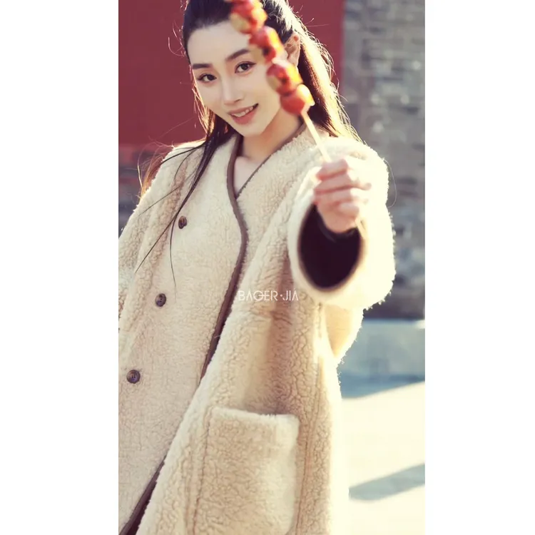 88-宝儿家含幂BS07525411冬季款颗粒羊毛双面穿贴身亲肤保暖大衣