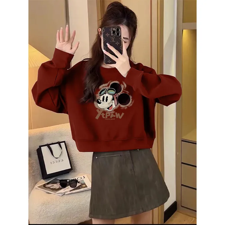 圆领卫衣女小个子短款高腰显瘦酒红色上衣加绒2026秋冬季春秋薄款