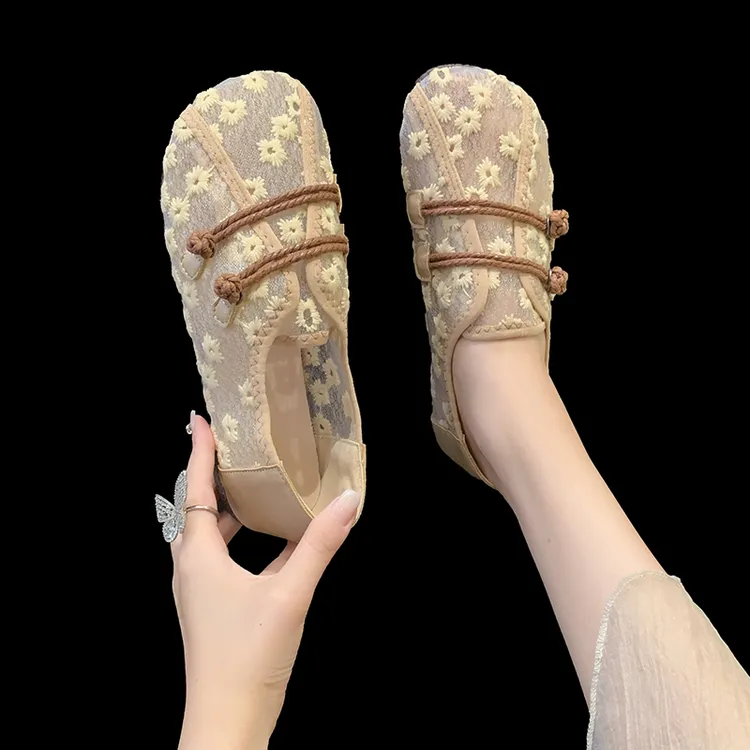 老北京布鞋女款2025新款春夏季透气新中式汉服鞋一脚蹬软底轻便鞋
