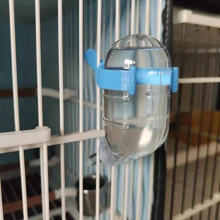 新款小鸟外挂真空饮水器【防止叼粪便 涮嘴】