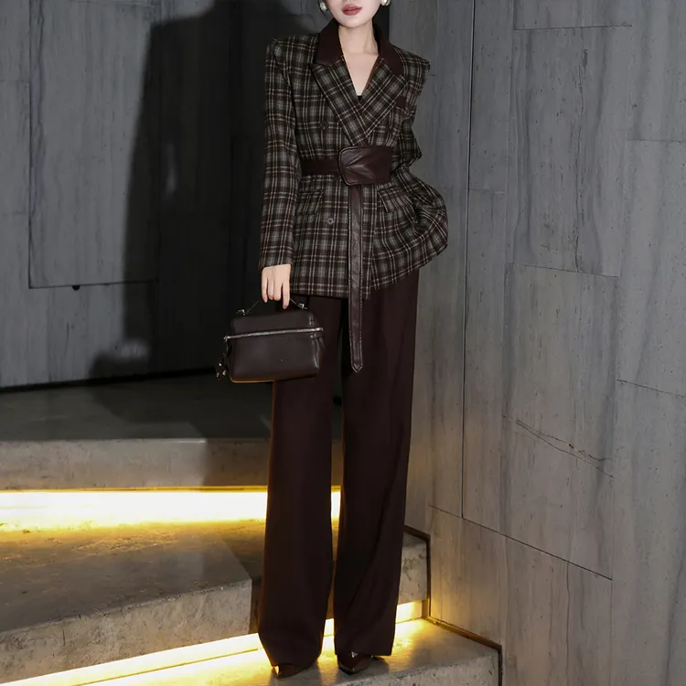 秋冬装搭配一整套高级职场时尚通勤复古洋气减龄显瘦格子西服套装