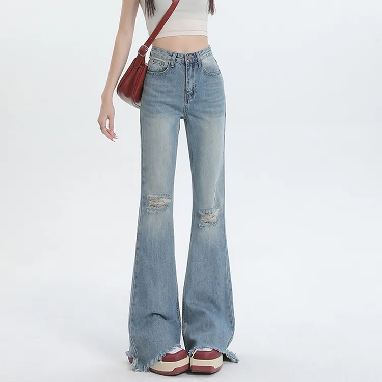 300斤大码女装浅色破洞喇叭牛仔裤胖mm春夏季显瘦薄款性感微喇裤