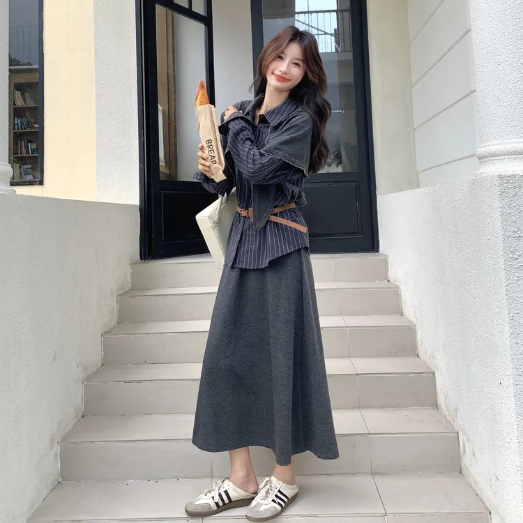 韩系氛围感条纹衬衣半身裙套装女2025秋季休闲松弛感两件套带披肩