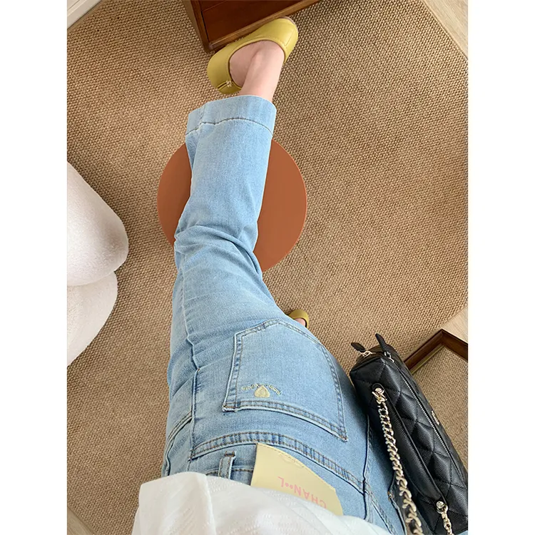 浅蓝色直筒牛仔裤夏季宽松九分弹力女新款大码梨形身材显瘦阔腿裤