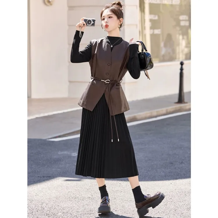 时尚百褶裙套装女2025春秋新款宽松休闲皮上衣中长款连衣裙两件套