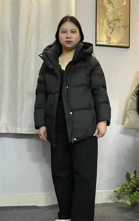 冬季女士中长款羽绒服时尚休闲宽松潮流连帽百搭羽绒服