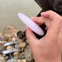 颈饰未镶嵌和田玉（糖玉）