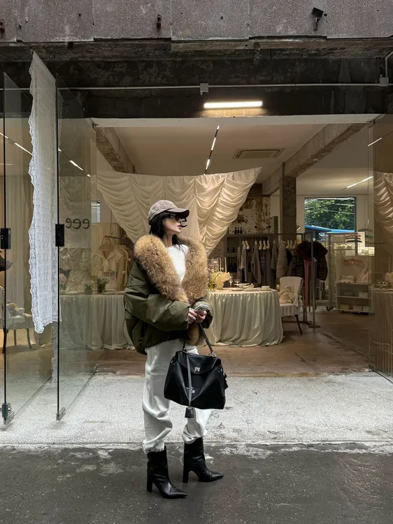 VVHYME |  可拆卸貉子毛皮草领中长款雪山派克羽绒服