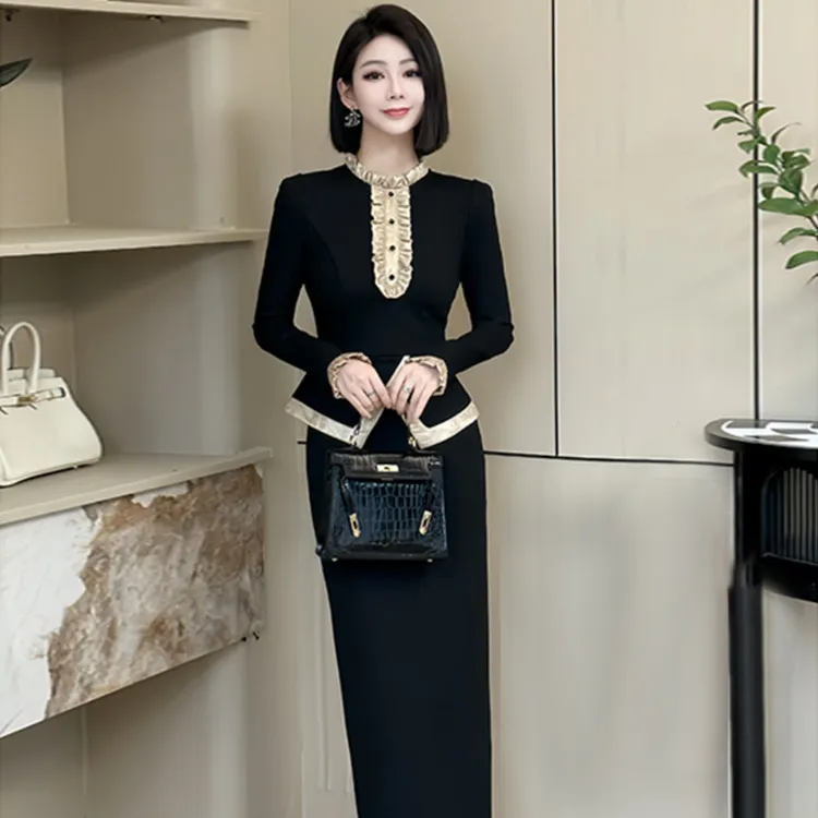 【连衣裙】2025名媛女神配大衣高级法式小香风打底连衣裙女2977