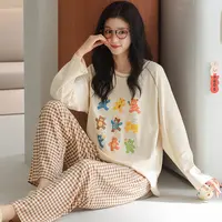 卡之恋女秋冬季新款彩色小熊长袖40支紧赛精梳双面纯棉可外穿居服